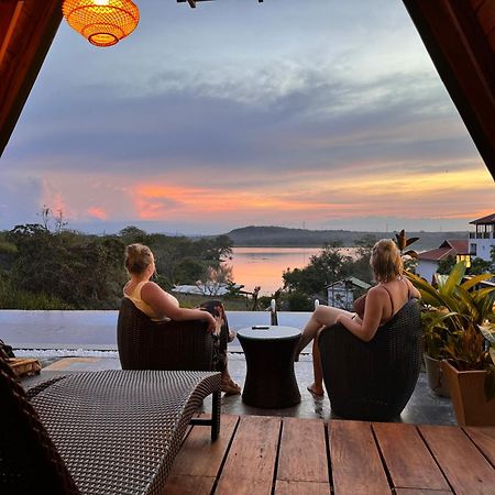 Sundown Lake Hotel & Spa Habarana Eksteriør bilde